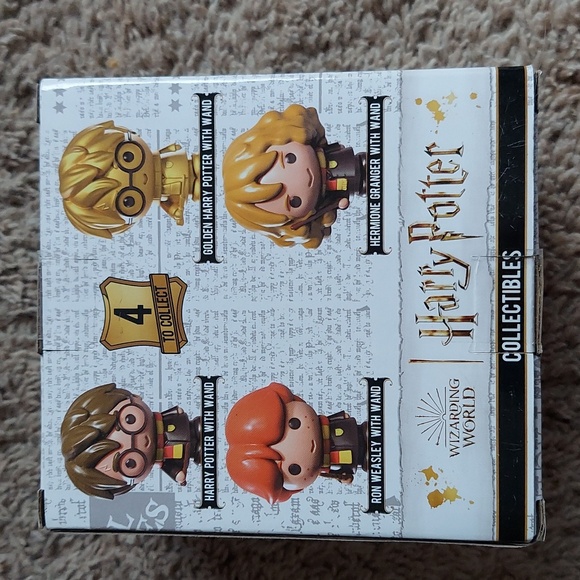 Golden Harry Potter collectible - Picture 3 of 5